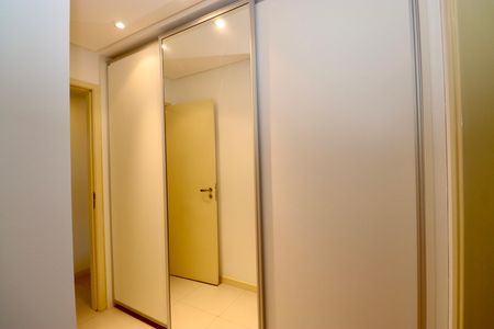 Apartamento para alugar com 106m², 3 quartos e 2 vagas Apartamento para alugar com 106m², 3 quartos e 2 vagasQuarto 1