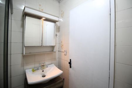 Casa para alugar com 130m², 2 quartos e 3 vagasBanheiro