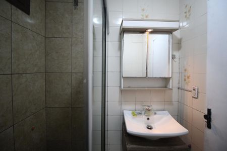Casa para alugar com 130m², 2 quartos e 3 vagasBanheiro