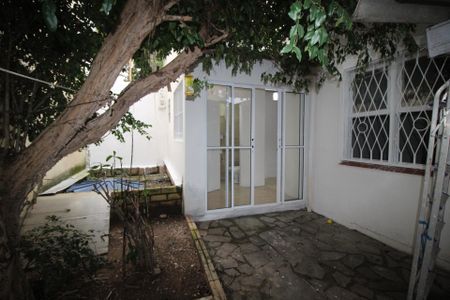 Casa para alugar com 130m², 2 quartos e 3 vagasQuintal