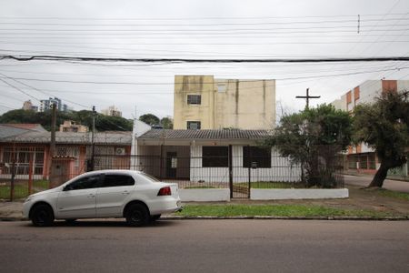 Casa para alugar com 130m², 2 quartos e 3 vagasFachada