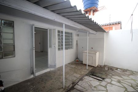 Casa para alugar com 130m², 2 quartos e 3 vagasQuintal