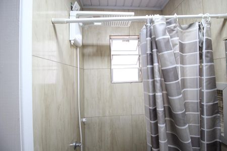 Casa para alugar com 130m², 2 quartos e 3 vagasBanheiro da Suíte 1