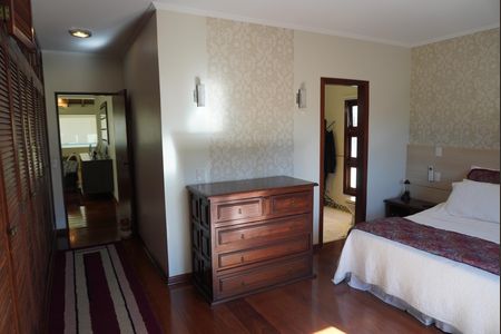 Casa de condomínio para alugar com 620m², 4 quartos e 6 vagasSuíte 4 - Principal