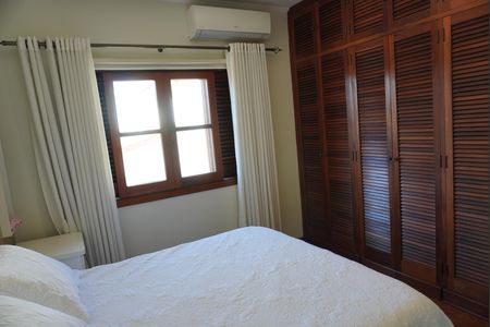 Casa de condomínio para alugar com 620m², 4 quartos e 6 vagasSuite 2