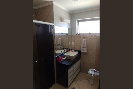 Casa à venda com 3 quartos, 180m² em Vila Aurora (Zona Norte), São Paulo