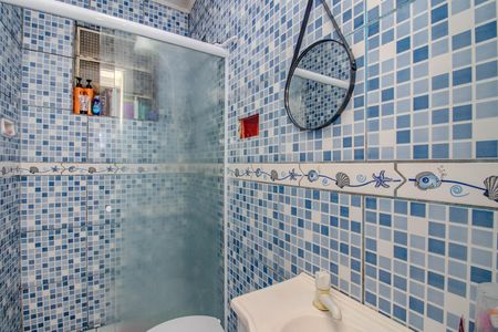 Banheiro de apartamento à venda com 1 quarto, 39m² em Jardim Dona Leopoldina, Porto Alegre