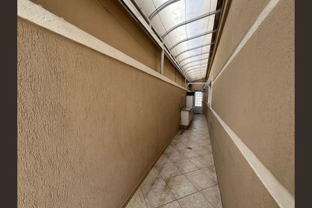 Casa à venda com 135m², 3 quartos e 4 vagas