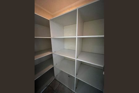 Casa à venda com 135m², 3 quartos e 4 vagas