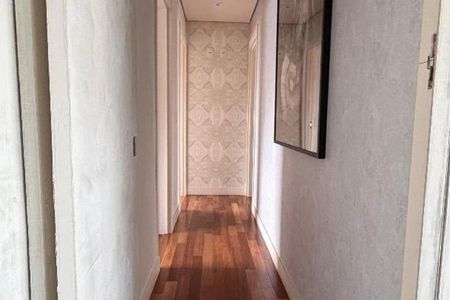 Apartamento à venda com 135m², 3 quartos e 3 vagas Apartamento à venda com 135m², 3 quartos e 3 vagasCorredor