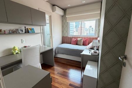 Apartamento à venda com 135m², 3 quartos e 3 vagas Apartamento à venda com 135m², 3 quartos e 3 vagasSuíte 2