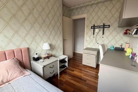 Apartamento à venda com 135m², 3 quartos e 3 vagas Apartamento à venda com 135m², 3 quartos e 3 vagasSuíte 2