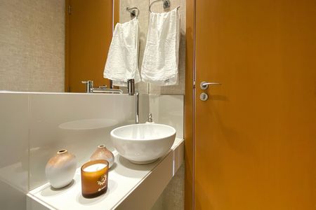 Apartamento à venda com 74m², 2 quartos e 2 vagas Apartamento à venda com 74m², 2 quartos e 2 vagasLavabo da Sala