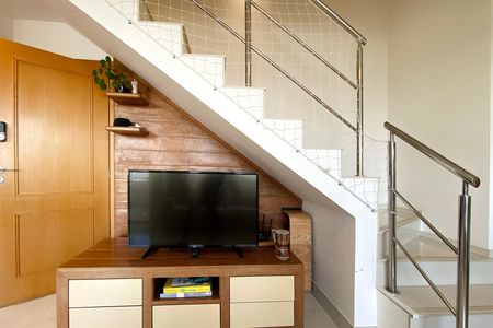 Apartamento à venda com 74m², 2 quartos e 2 vagas Apartamento à venda com 74m², 2 quartos e 2 vagasEscadas