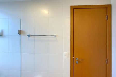 Apartamento à venda com 74m², 2 quartos e 2 vagas Apartamento à venda com 74m², 2 quartos e 2 vagasBanheiro da Suíte 2