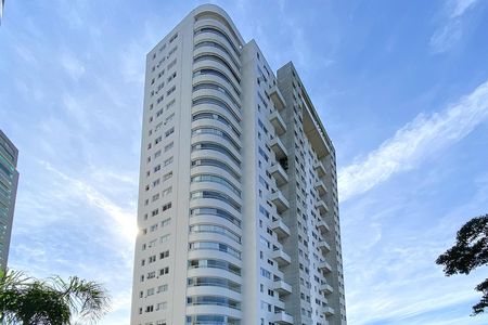 Apartamento à venda com 74m², 2 quartos e 2 vagas Apartamento à venda com 74m², 2 quartos e 2 vagasFachada
