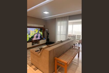 Apartamento à venda com 128m², 3 quartos e 3 vagas