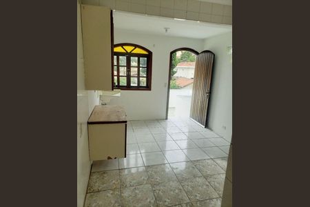 Casa à venda com 4 quartos, 290m² em Vila Irmaos Arnoni, São Paulo