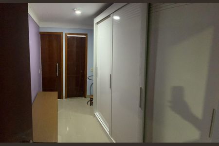 Casa à venda com 256m², 4 quartos e 3 vagas