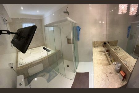 Casa à venda com 4 quartos, 256m² em Tatuapé, São Paulo