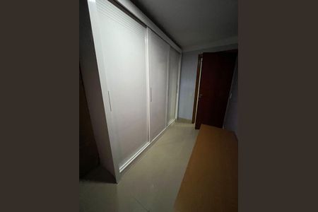 Casa à venda com 256m², 4 quartos e 3 vagas