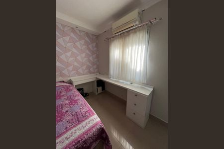 Casa à venda com 256m², 4 quartos e 3 vagas