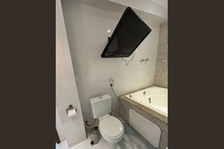 Casa à venda com 4 quartos, 256m² em Tatuapé, São Paulo