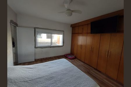 Casa à venda com 250m², 4 quartos e 4 vagas