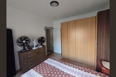 Casa à venda com 250m², 4 quartos e 4 vagas