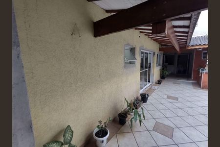 Casa à venda com 250m², 4 quartos e 4 vagas