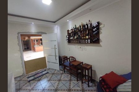 Casa à venda com 250m², 4 quartos e 4 vagas