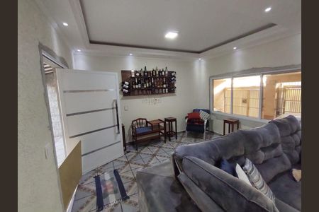 Casa à venda com 4 quartos, 250m² em Jardim Santa Clara, Guarulhos