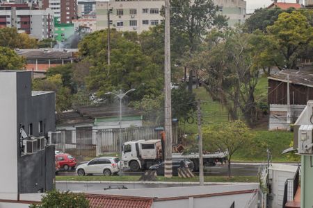 Sala de apartamento para alugar com 3 quartos, 100m² em Passo D’areia, Porto Alegre