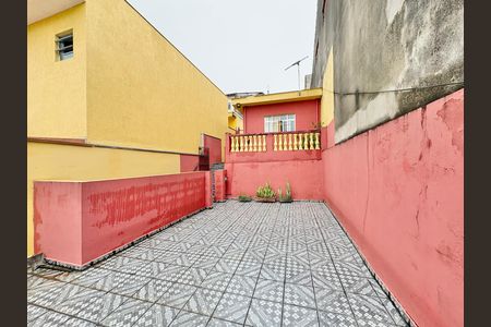Casa à venda com 125m², 1 quarto e 1 vagaQuintal