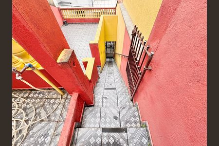 Casa à venda com 125m², 1 quarto e 1 vagaEscada de entrada 