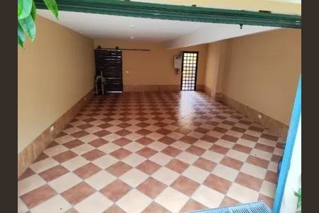 Casa à venda com 3 quartos, 340m² em Jardim São Paulo, São Paulo