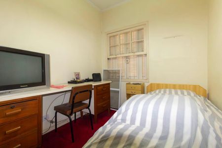 Casa para alugar com 500m², 3 quartos e 2 vagas Casa para alugar com 500m², 3 quartos e 2 vagasQuarto 2