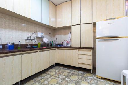 Casa para alugar com 500m², 3 quartos e 2 vagas Casa para alugar com 500m², 3 quartos e 2 vagasCozinha
