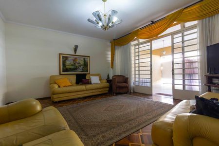 Sala de casa para alugar com 3 quartos, 500m² em Vila Moreira, São Paulo