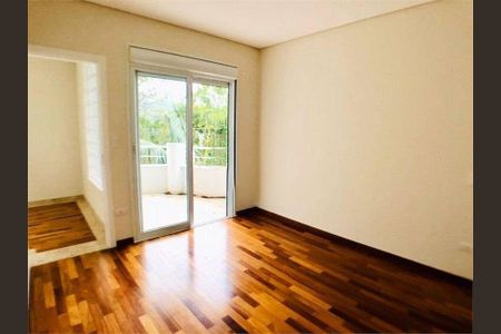 Casa à venda com 3 quartos, 440m² em Tremembé, São Paulo