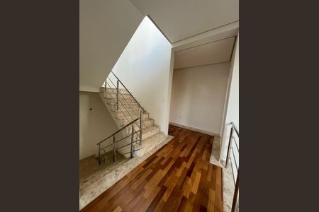 Casa à venda com 3 quartos, 440m² em Tremembé, São Paulo