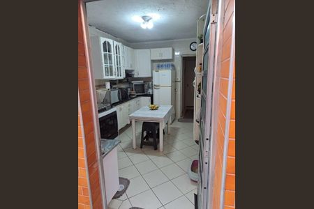 Casa à venda com 3 quartos, 198m² em Jardim Paraventi, Guarulhos