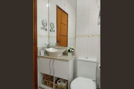 Casa à venda com 180m², 4 quartos e 4 vagas
