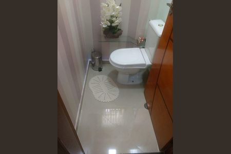 Casa à venda com 180m², 4 quartos e 4 vagas