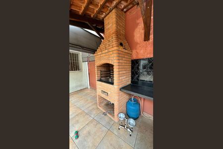 Casa à venda com 324m², 5 quartos e 2 vagas