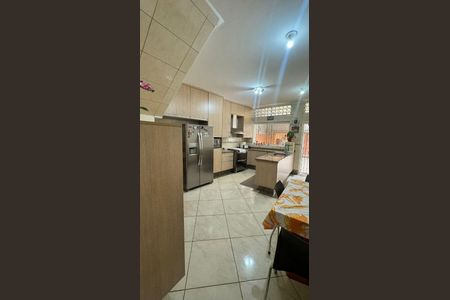 Casa à venda com 324m², 5 quartos e 2 vagas