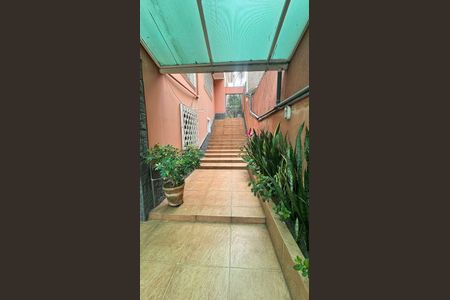 Casa à venda com 324m², 5 quartos e 2 vagas