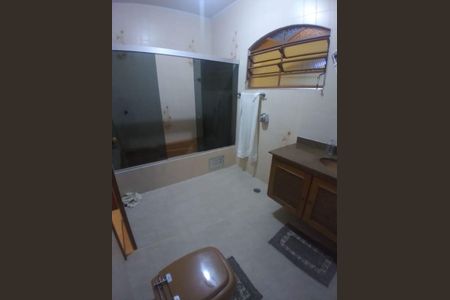 Casa à venda com 4 quartos, 330m² em Jardim Virginia Bianca, São Paulo