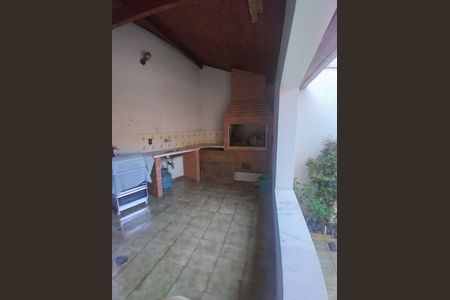 Casa à venda com 4 quartos, 330m² em Jardim Virginia Bianca, São Paulo
