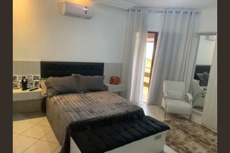 Casa à venda com 3 quartos, 180m² em Vila Moreira, Guarulhos